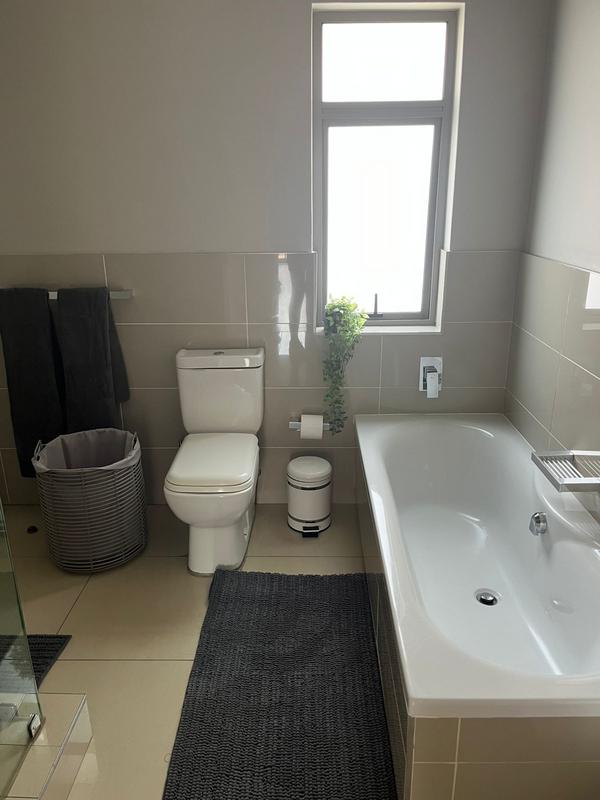 To Let 3 Bedroom Property for Rent in Oaklands Gauteng