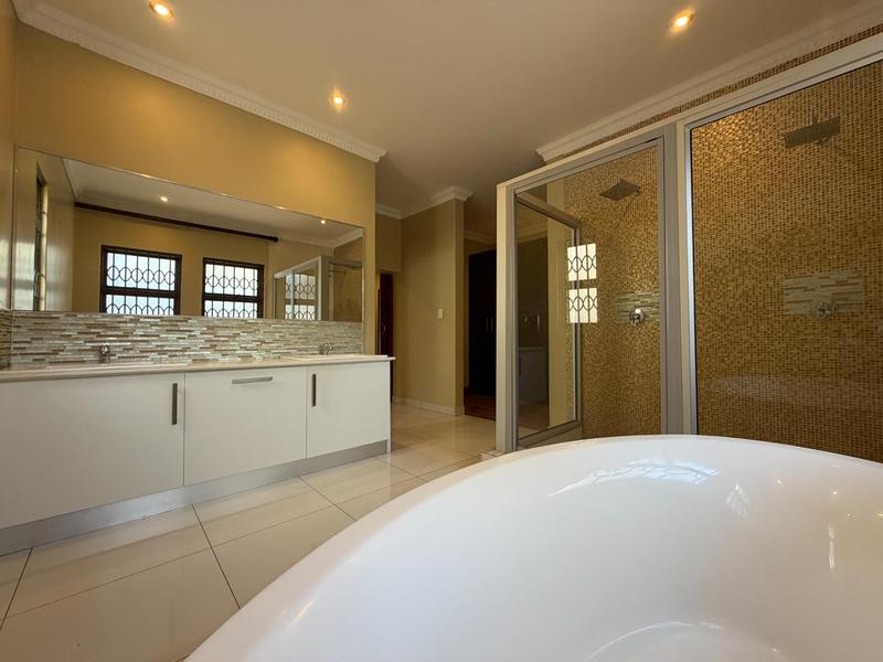 To Let 5 Bedroom Property for Rent in Waterkloof Ridge Gauteng