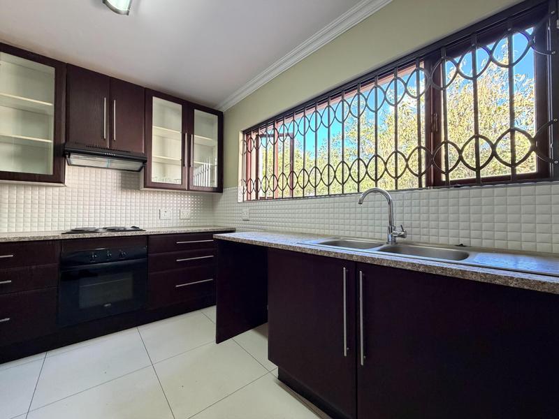 To Let 5 Bedroom Property for Rent in Waterkloof Ridge Gauteng