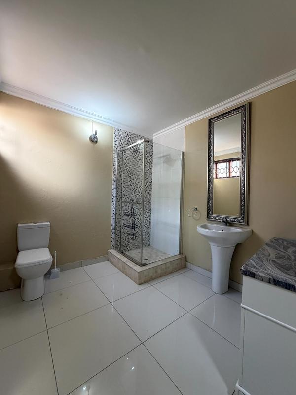 To Let 5 Bedroom Property for Rent in Waterkloof Ridge Gauteng