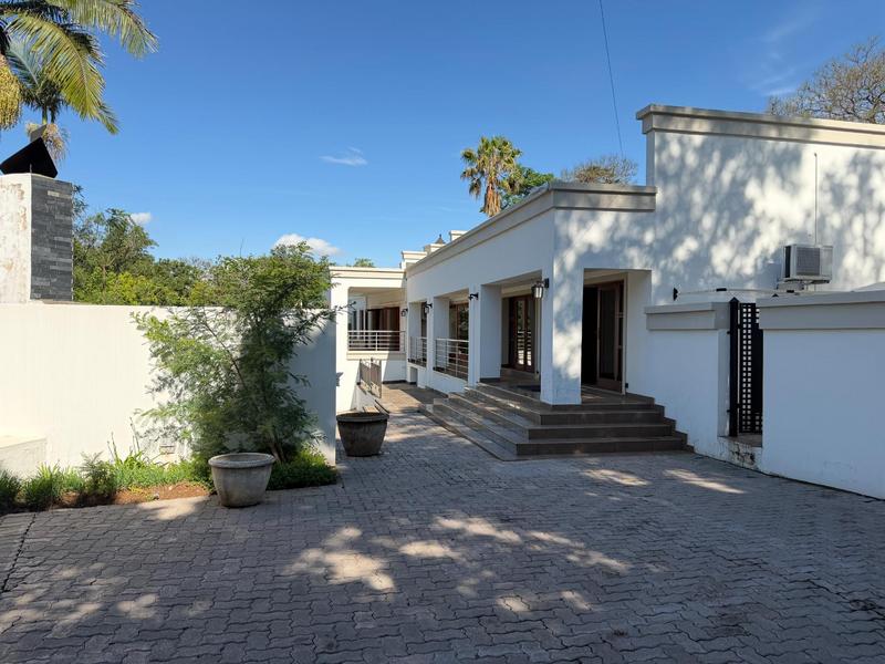 To Let 5 Bedroom Property for Rent in Waterkloof Ridge Gauteng