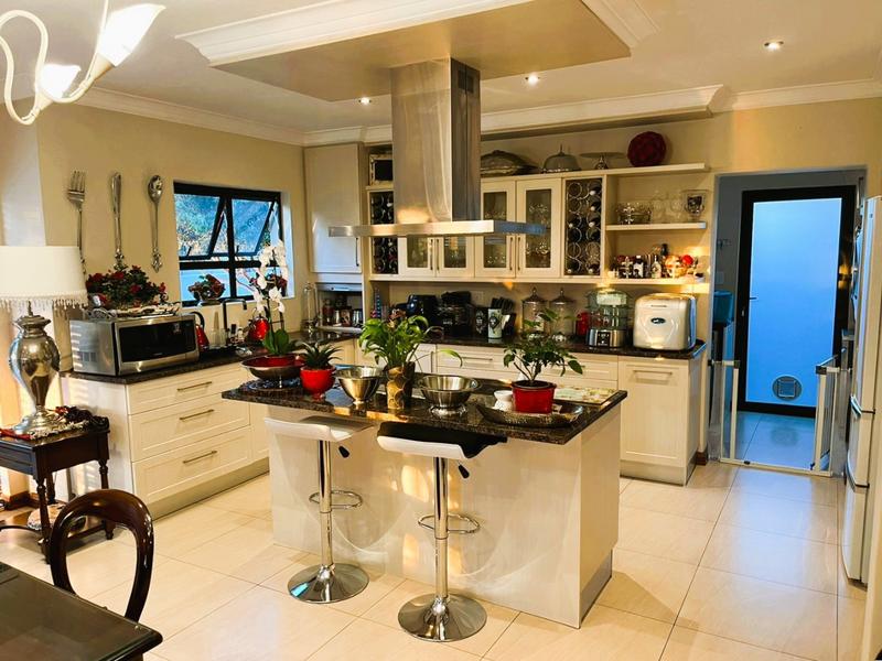 4 Bedroom Property for Sale in Copperleaf Estate Gauteng