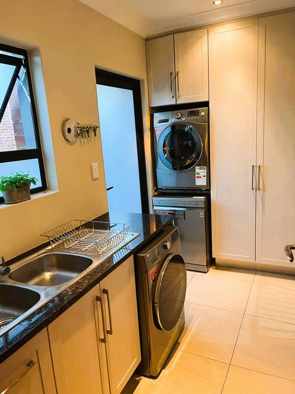 4 Bedroom Property for Sale in Copperleaf Estate Gauteng