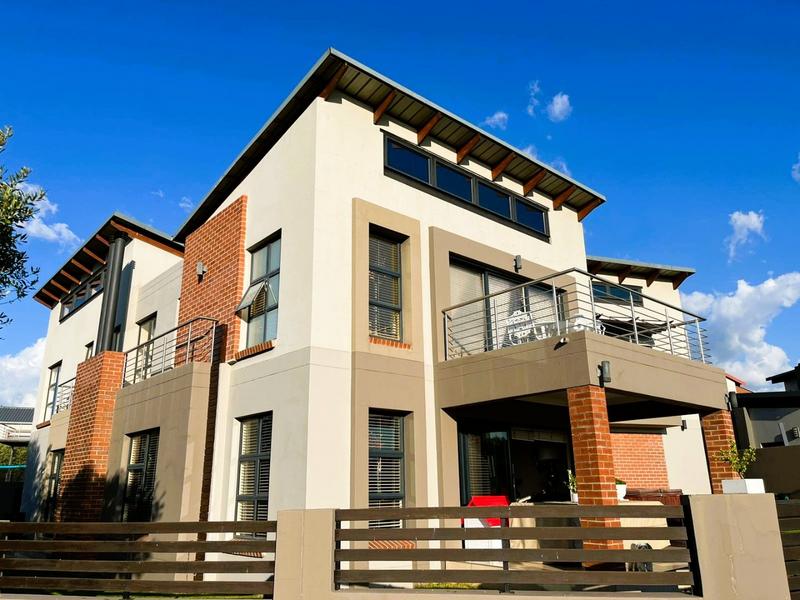4 Bedroom Property for Sale in Copperleaf Estate Gauteng
