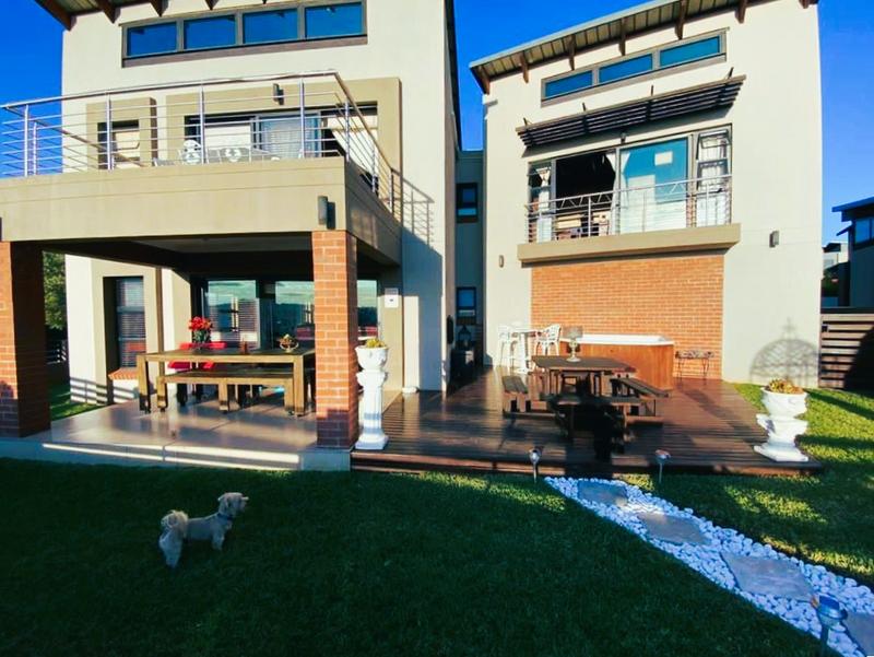 4 Bedroom Property for Sale in Copperleaf Estate Gauteng