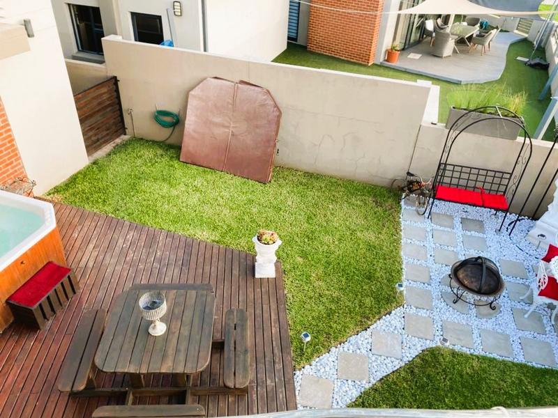 4 Bedroom Property for Sale in Copperleaf Estate Gauteng