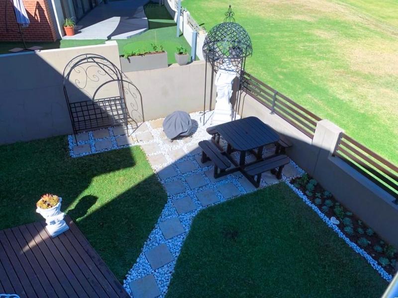 4 Bedroom Property for Sale in Copperleaf Estate Gauteng