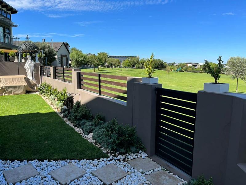 4 Bedroom Property for Sale in Copperleaf Estate Gauteng