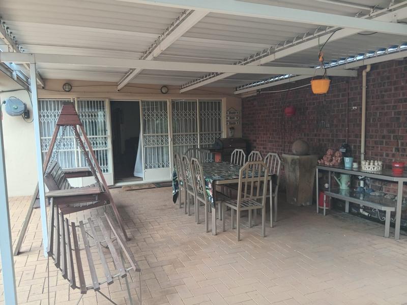 3 Bedroom Property for Sale in Wierda Park Gauteng