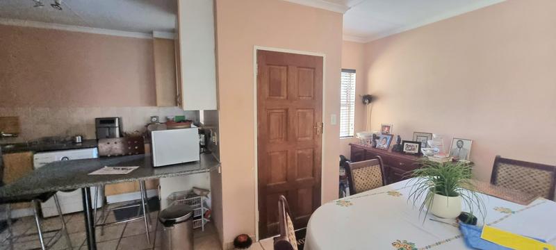 2 Bedroom Property for Sale in Amberfield Gauteng