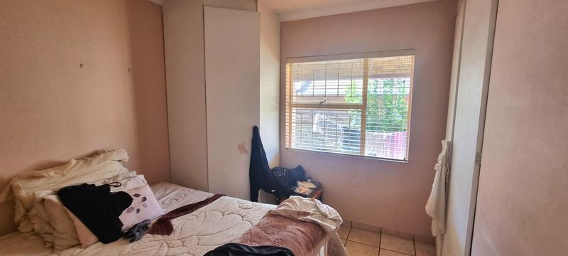 2 Bedroom Property for Sale in Amberfield Gauteng