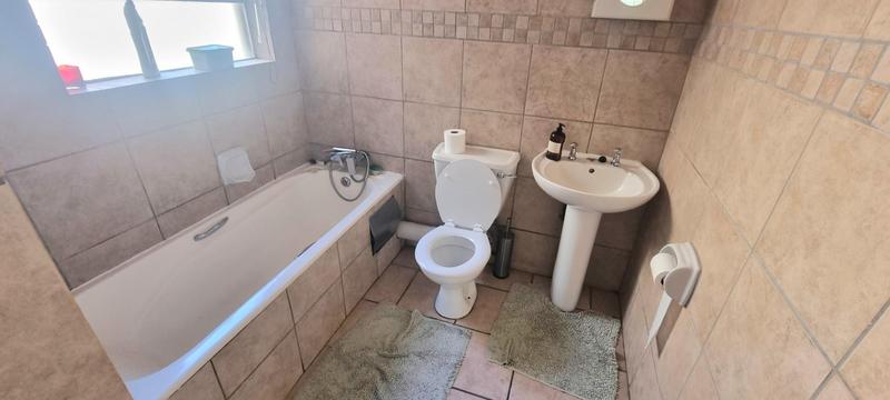 2 Bedroom Property for Sale in Amberfield Gauteng
