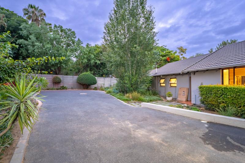 3 Bedroom Property for Sale in Magaliessig Gauteng