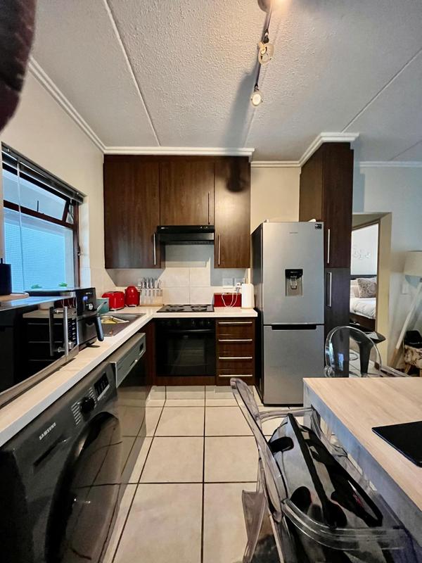 To Let 1 Bedroom Property for Rent in Lonehill Gauteng