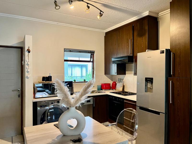 To Let 1 Bedroom Property for Rent in Lonehill Gauteng