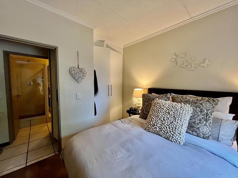 To Let 1 Bedroom Property for Rent in Lonehill Gauteng