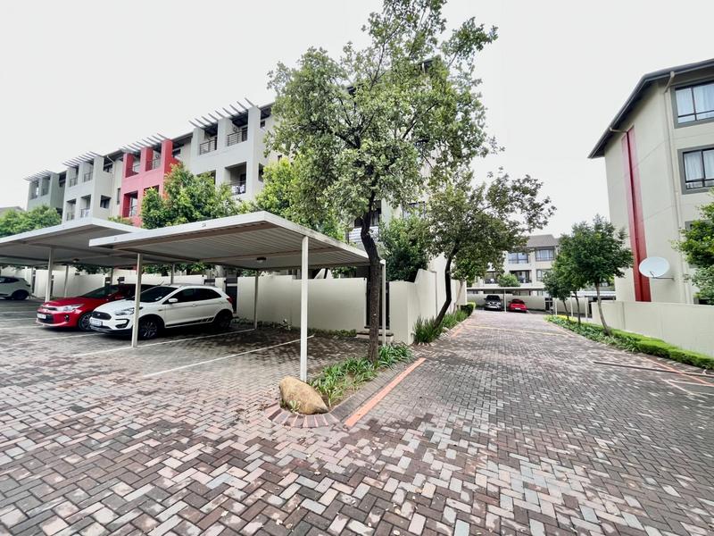 To Let 1 Bedroom Property for Rent in Lonehill Gauteng