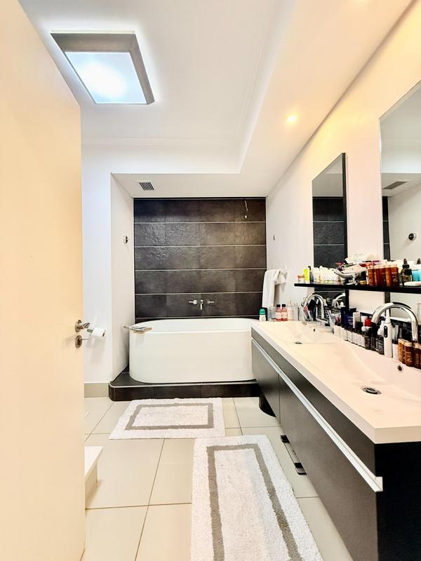 To Let 2 Bedroom Property for Rent in Morningside Gauteng