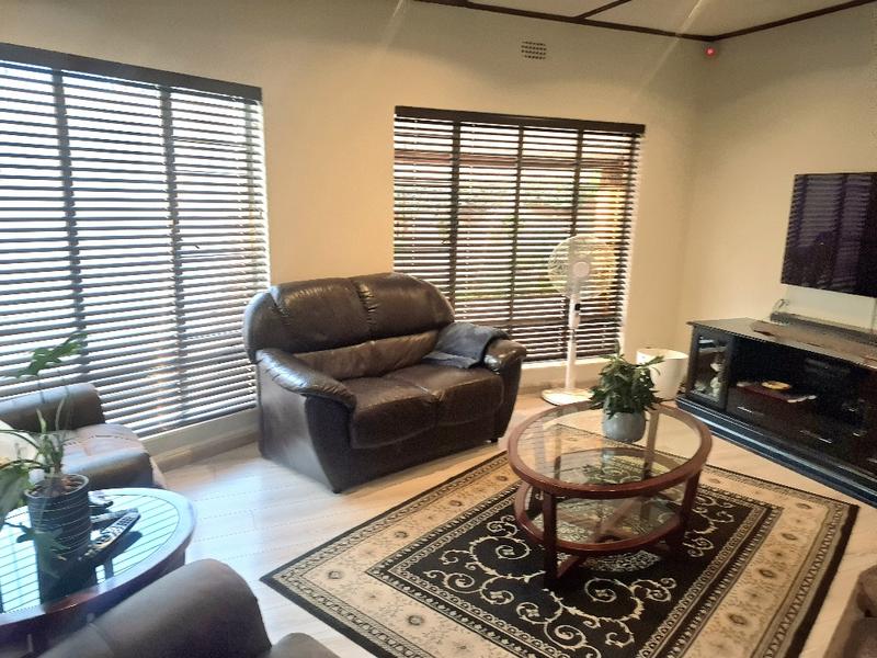 To Let 4 Bedroom Property for Rent in Morningside Manor Gauteng