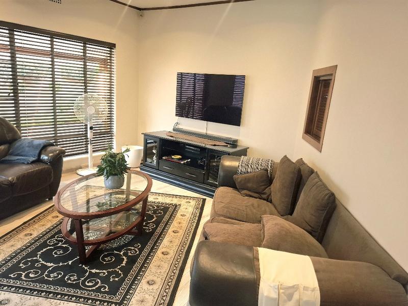 To Let 4 Bedroom Property for Rent in Morningside Manor Gauteng