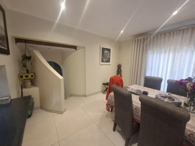 To Let 4 Bedroom Property for Rent in Morningside Manor Gauteng