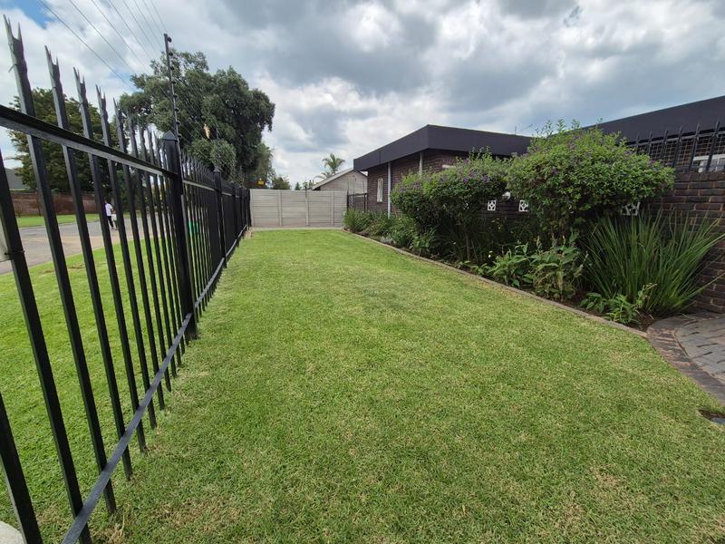 To Let 3 Bedroom Property for Rent in Vanderbijlpark Sw 2 Gauteng