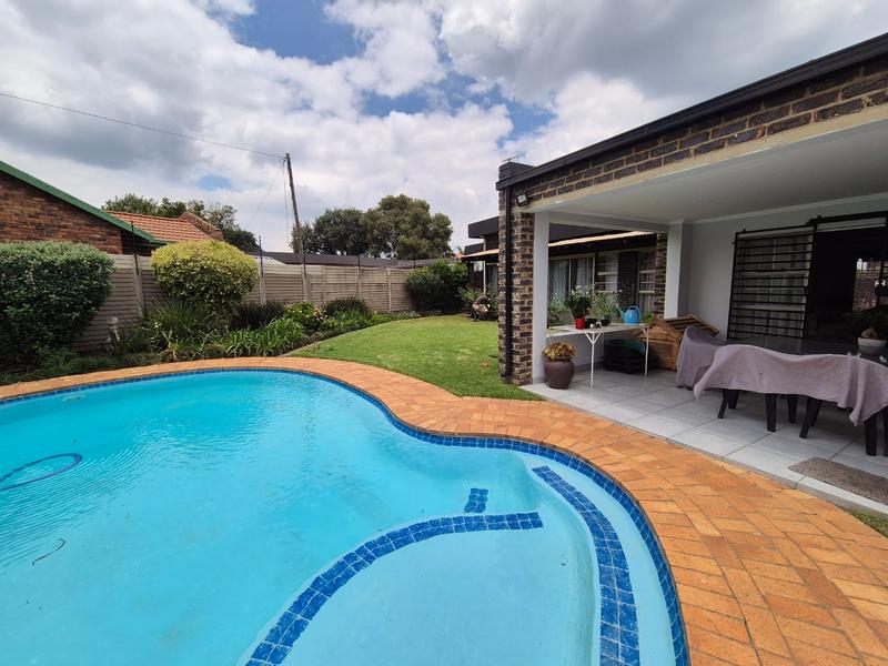 To Let 3 Bedroom Property for Rent in Vanderbijlpark Sw 2 Gauteng