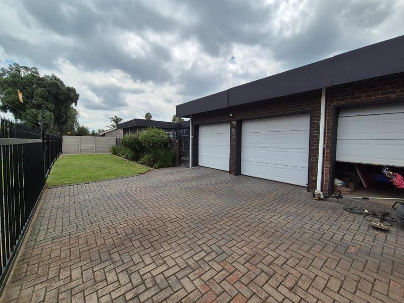 To Let 3 Bedroom Property for Rent in Vanderbijlpark Sw 2 Gauteng