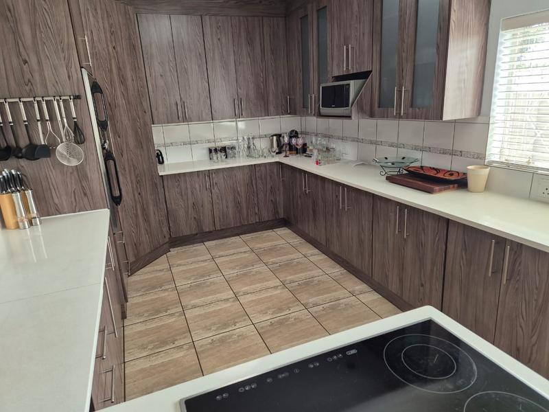 To Let 3 Bedroom Property for Rent in Vanderbijlpark Sw 2 Gauteng