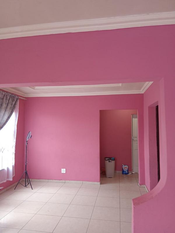 2 Bedroom Property for Sale in Likole Gauteng