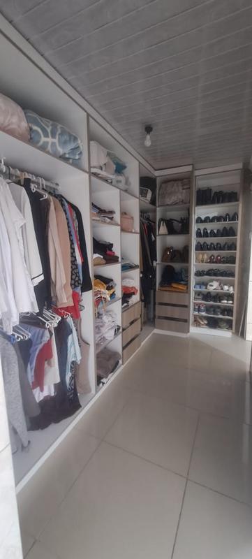 4 Bedroom Property for Sale in Meadowlands Gauteng