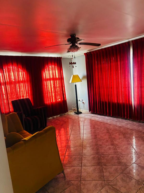 To Let 3 Bedroom Property for Rent in Zakariyya Park Gauteng