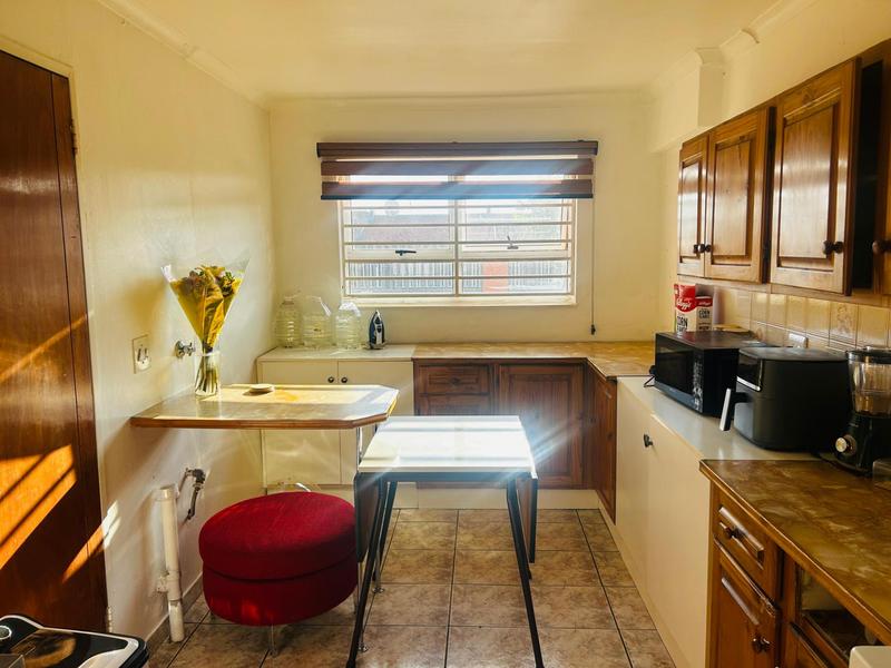 To Let 3 Bedroom Property for Rent in Zakariyya Park Gauteng