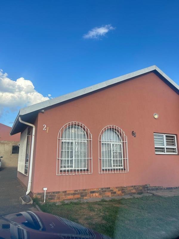 To Let 3 Bedroom Property for Rent in Zakariyya Park Gauteng