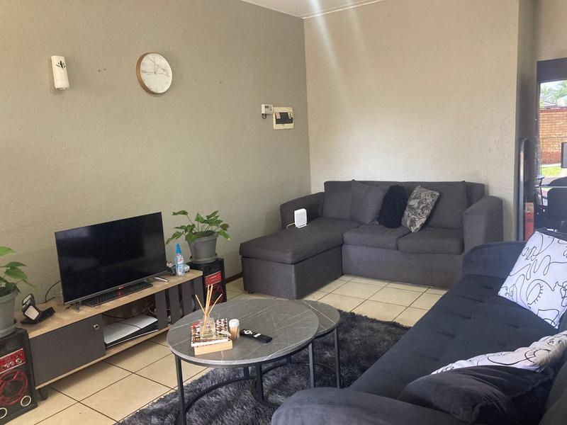 2 Bedroom Property for Sale in Comet Gauteng