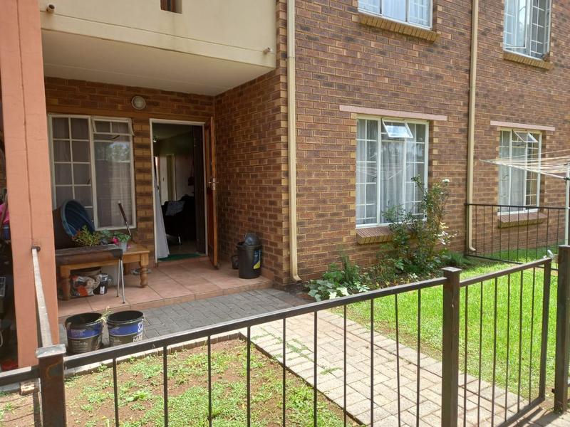 2 Bedroom Property for Sale in Comet Gauteng