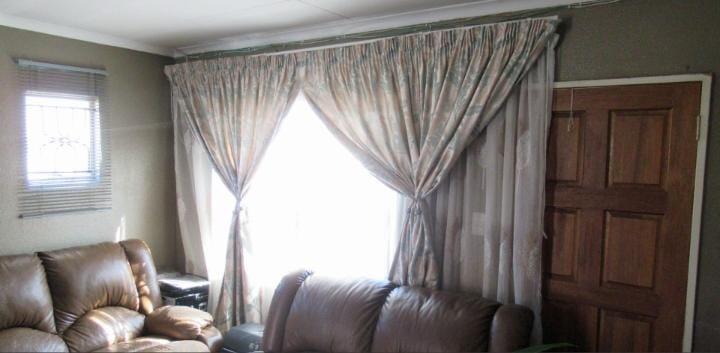 2 Bedroom Property for Sale in Windmill Park Gauteng