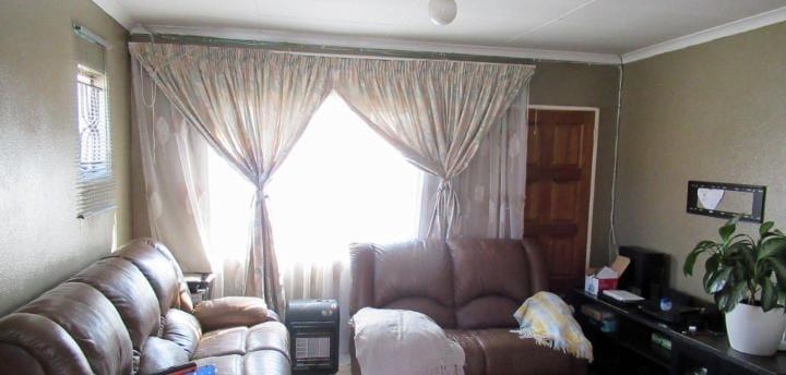 2 Bedroom Property for Sale in Windmill Park Gauteng