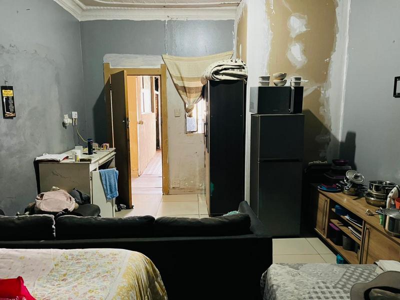 8 Bedroom Property for Sale in Bezuidenhout Valley Gauteng