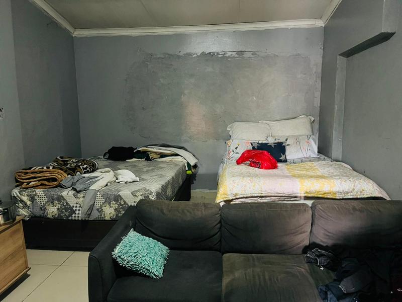 8 Bedroom Property for Sale in Bezuidenhout Valley Gauteng