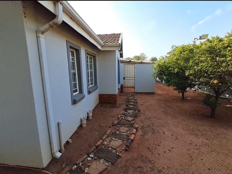 2 Bedroom Property for Sale in Amandasig Gauteng