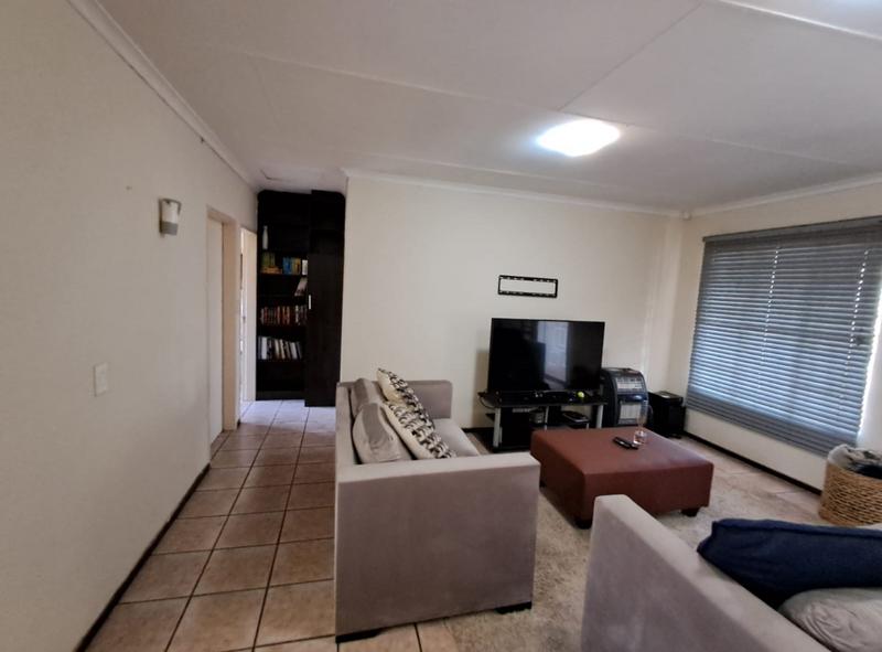 2 Bedroom Property for Sale in Amandasig Gauteng