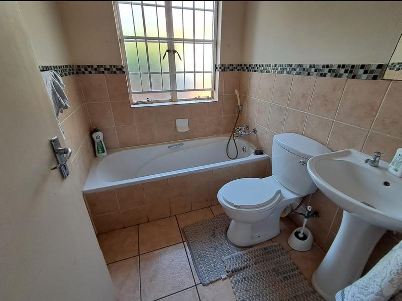 2 Bedroom Property for Sale in Amandasig Gauteng