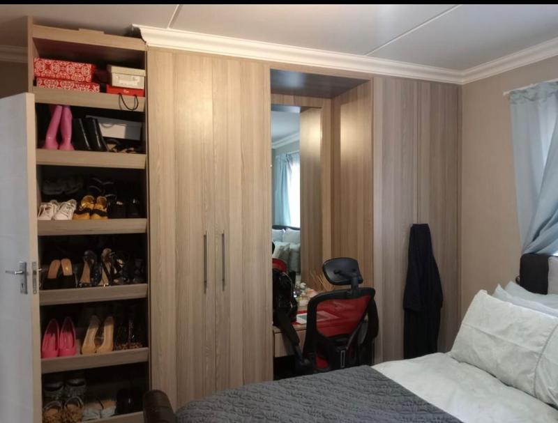 2 Bedroom Property for Sale in Pretoria North Gauteng