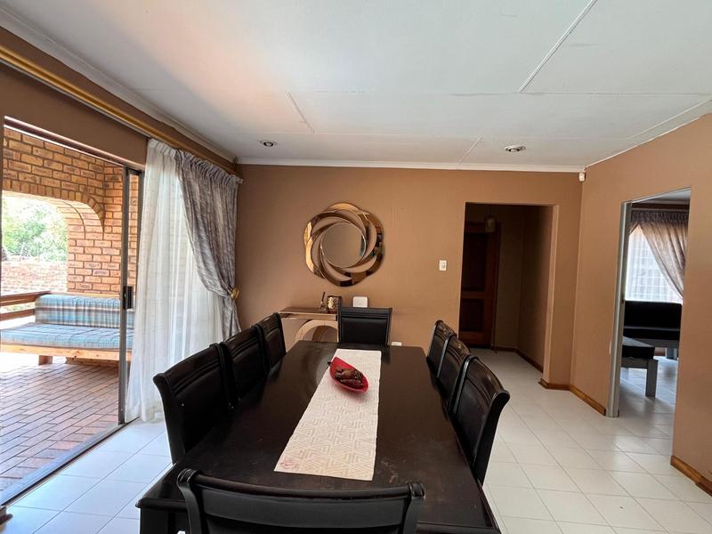 5 Bedroom Property for Sale in Bassonia Gauteng
