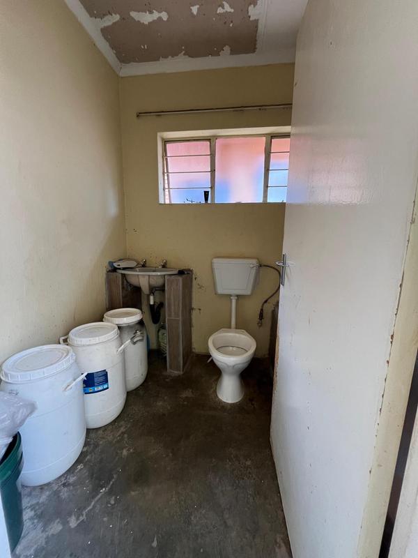 5 Bedroom Property for Sale in Bassonia Gauteng