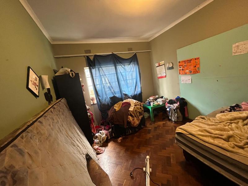 7 Bedroom Property for Sale in Orange Grove Gauteng