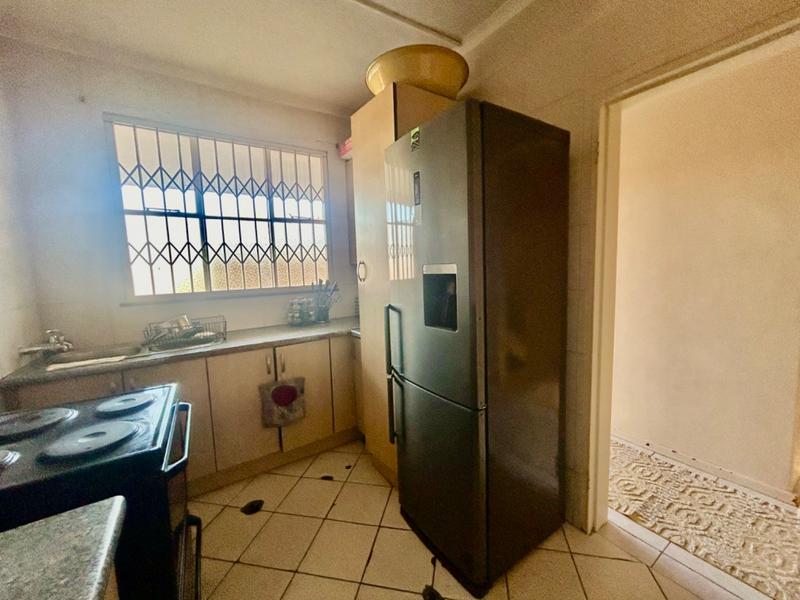 2 Bedroom Property for Sale in Vanderbijlpark CW Gauteng