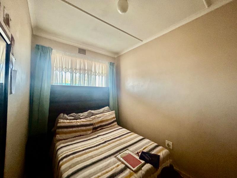 2 Bedroom Property for Sale in Vanderbijlpark CW Gauteng