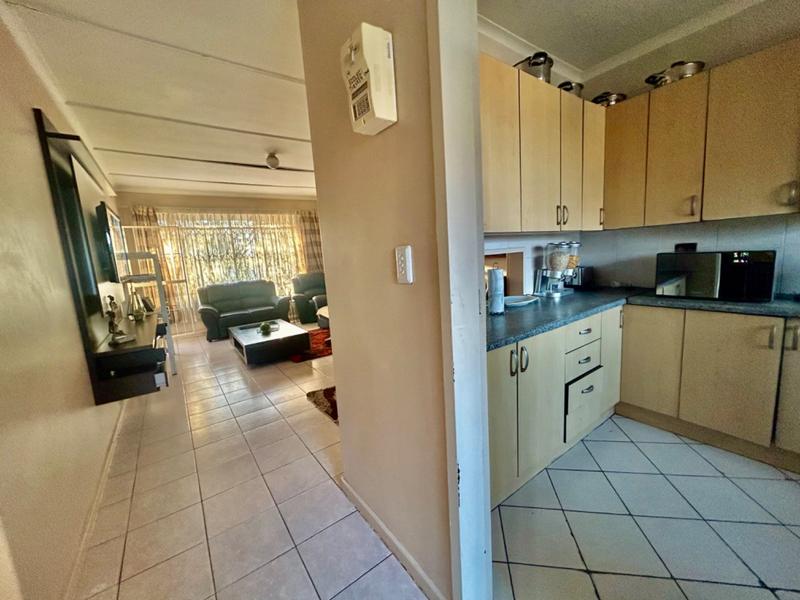 2 Bedroom Property for Sale in Vanderbijlpark CW Gauteng